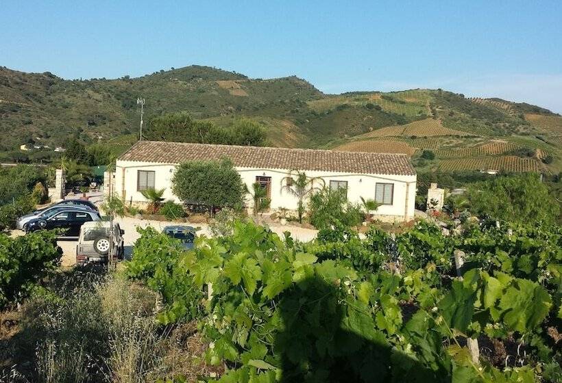 مبيت وإفطار La Suite Di Segesta