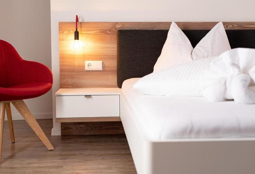 Bed and Breakfast Pension Pernthaler