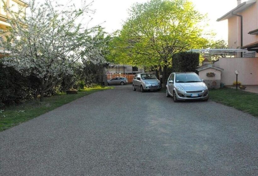 住宿加早餐  Villa Etruria Guest House