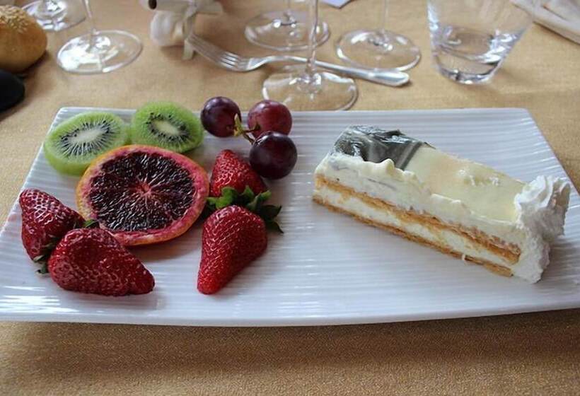 فندق Relais Madonna Di Campagna