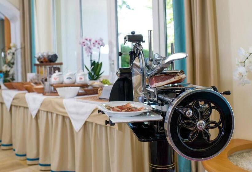 هتل Villa Christina