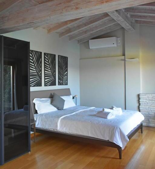 هتل Villa Pioppi