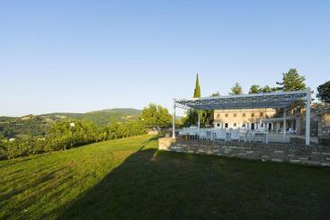 هتل Villa Serra Alta
