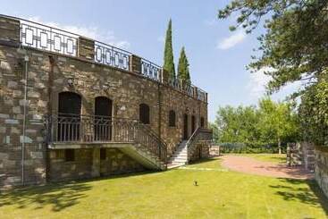 هتل Villa Serra Alta