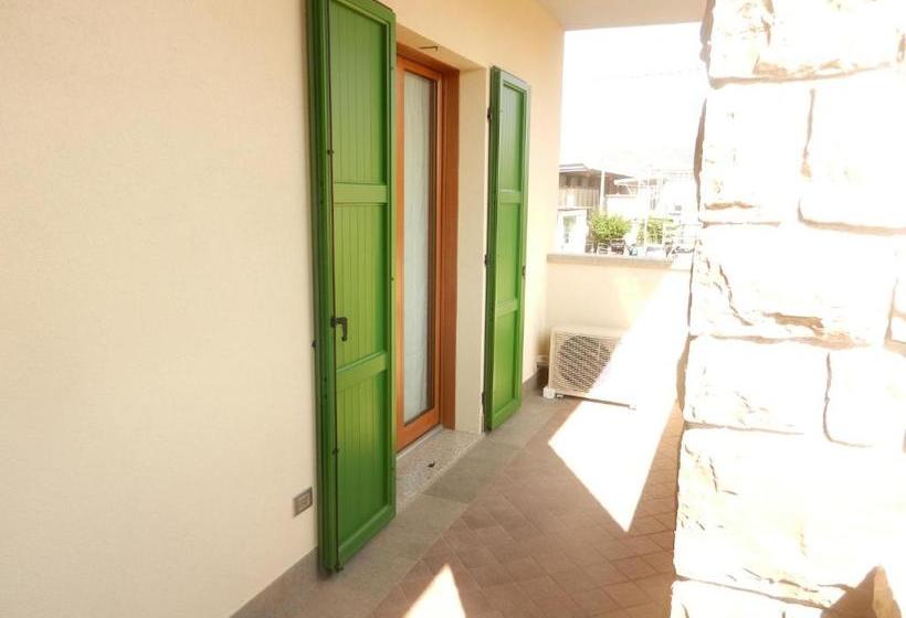 B&b Ad Hoc