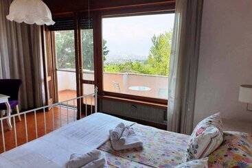 B&b Il Giardino Di Villa Anna