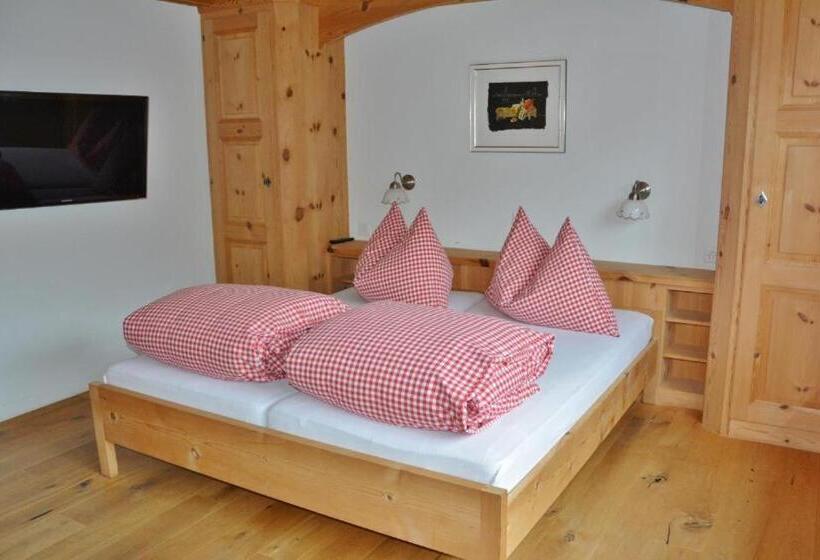 ベッドアンドブレックファースト Casa La Roda, Via Da Scola 2