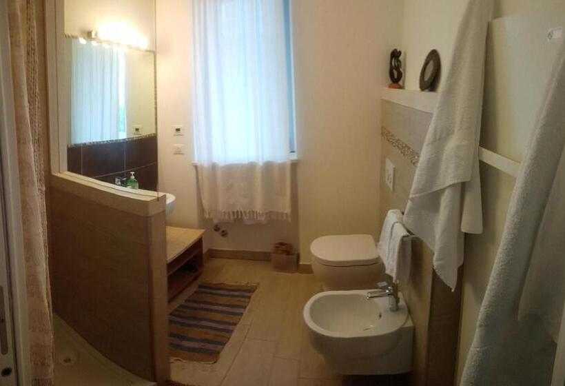 تختخواب و صبحانه Domus Petrae   Ripatransone