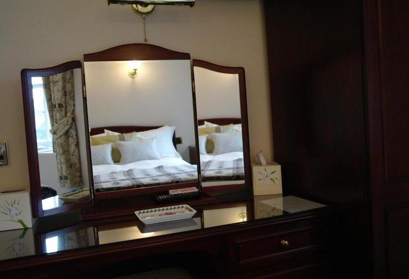 住宿加早餐  Gwrach Ynys Country Guest House