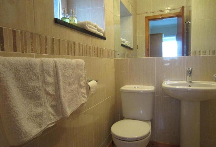 住宿加早餐  Gwrach Ynys Country Guest House