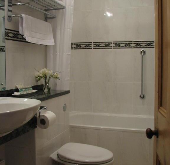 住宿加早餐  Gwrach Ynys Country Guest House