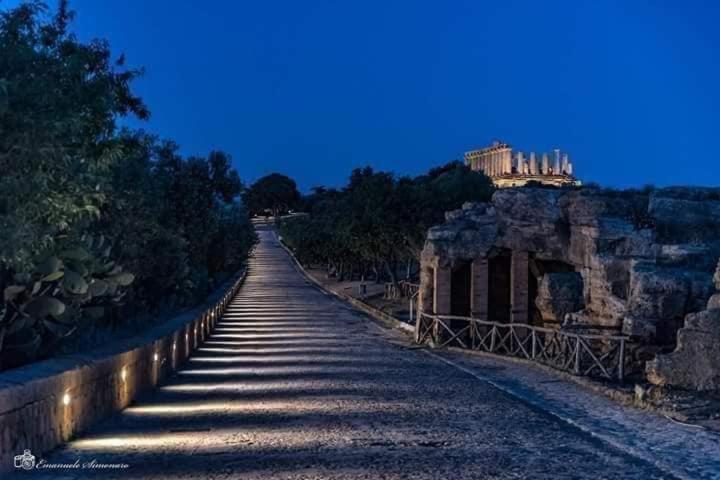 تختخواب و صبحانه I Tetti Di Girgenti