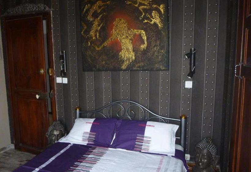 مبيت وإفطار Les Chambres Du Clos Des Capucins