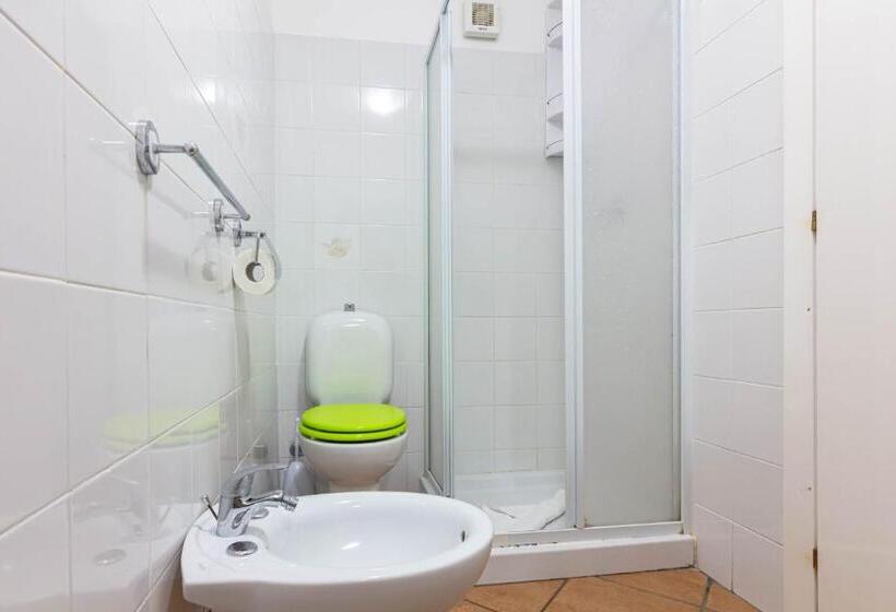 تختخواب و صبحانه Roccabianca Rooms & Studios
