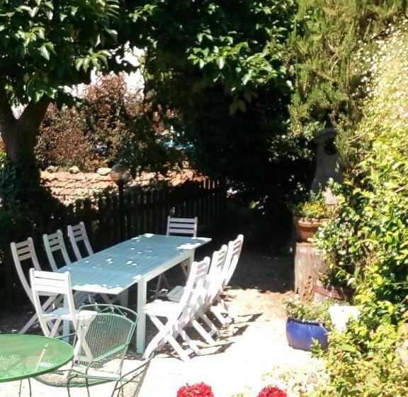 مبيت وإفطار Villa Rosalena