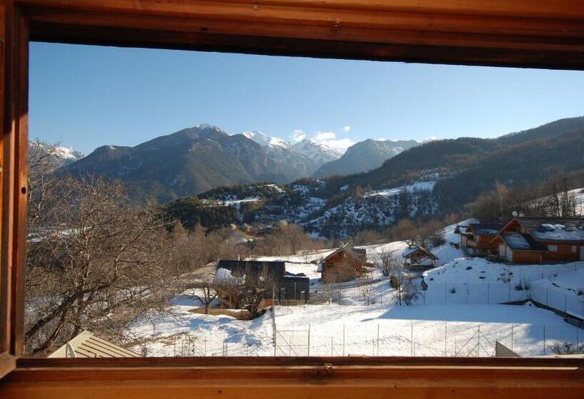 هتل Auberge Du Rochasson
