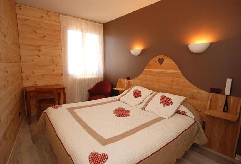 هتل Auberge Du Rochasson