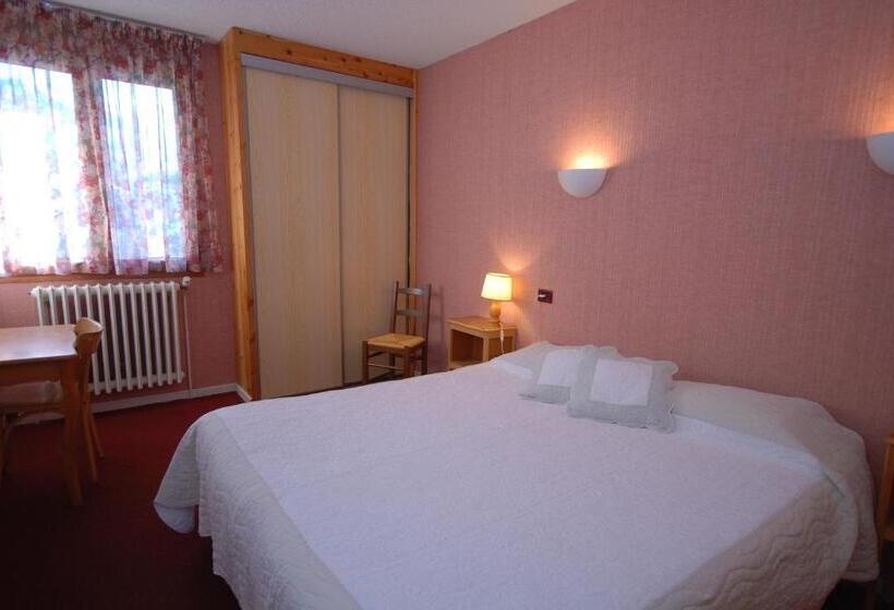 هتل Auberge Du Rochasson