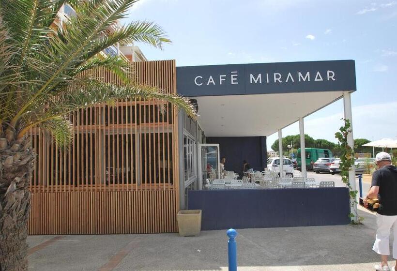 هتل Cafe Miramar
