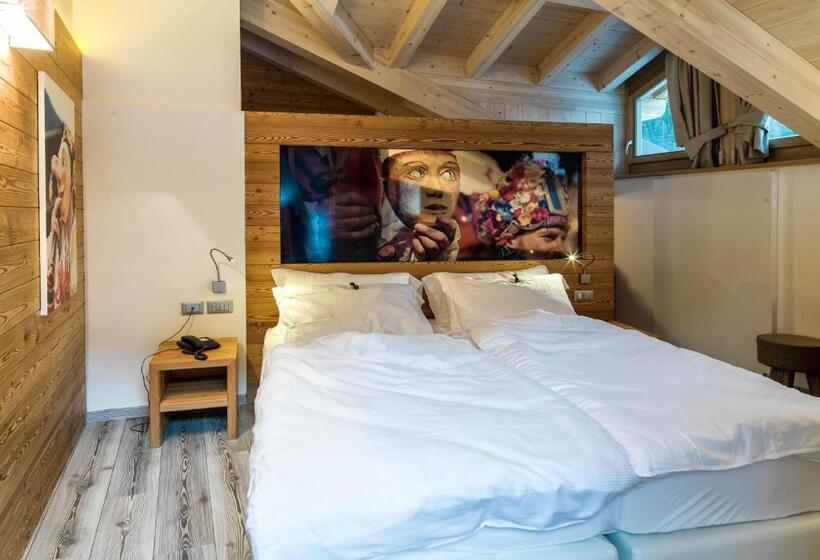 هتل Chalet Vites Mountain