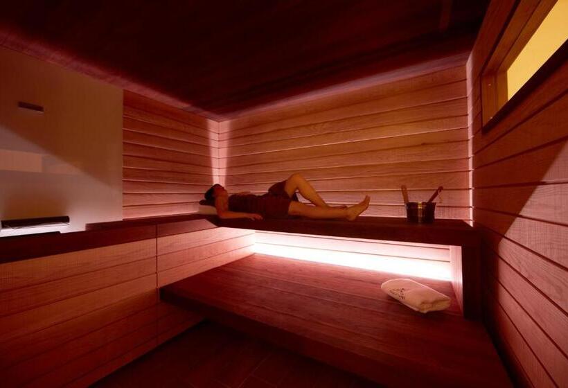 هتل Chalet Vites Mountain