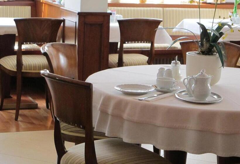 בית מלון כפרי Germania