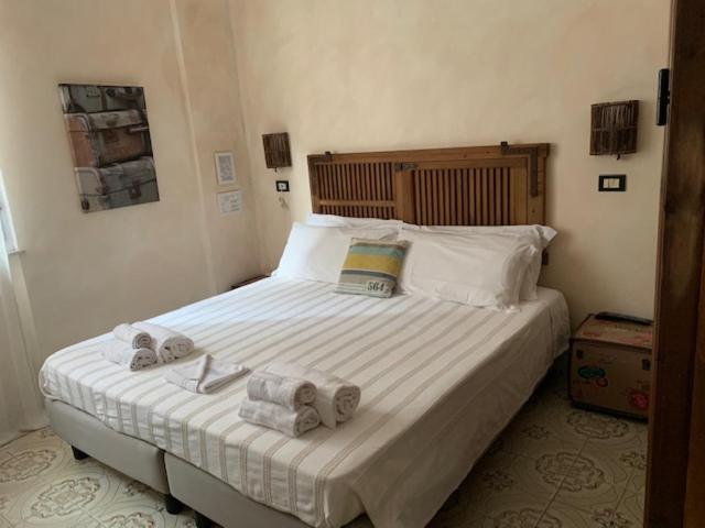 فندق L Antico Borgo Elena Noli