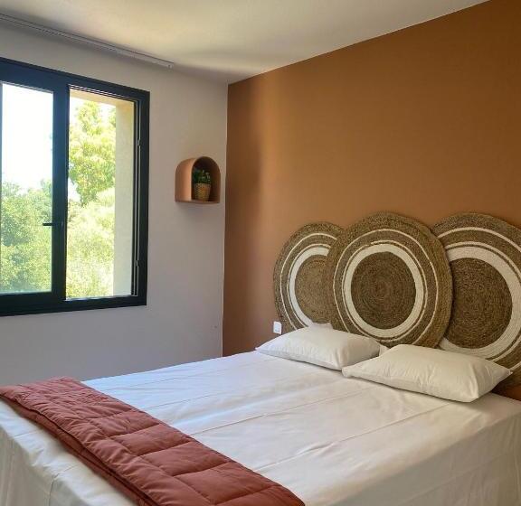 هتل Corsica Hostel Porto Vecchio, Partie Dortoirs