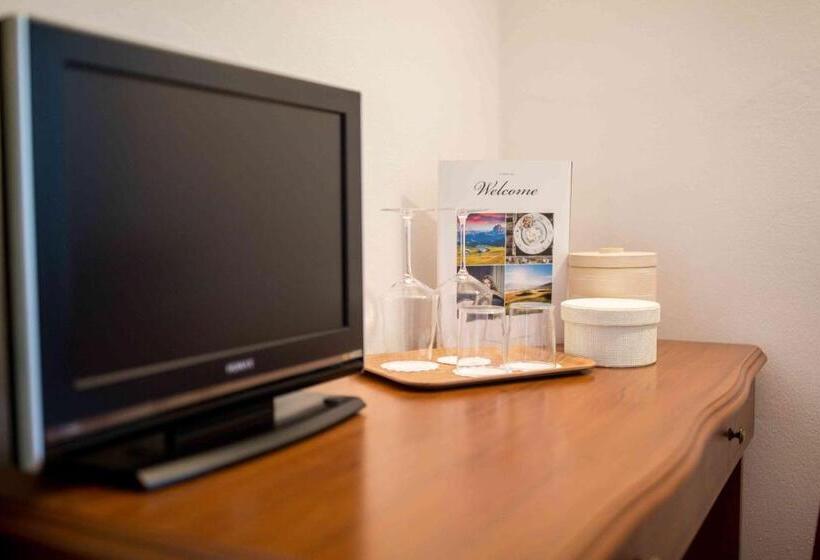 בית מלון כפרי Pension An Der Linde