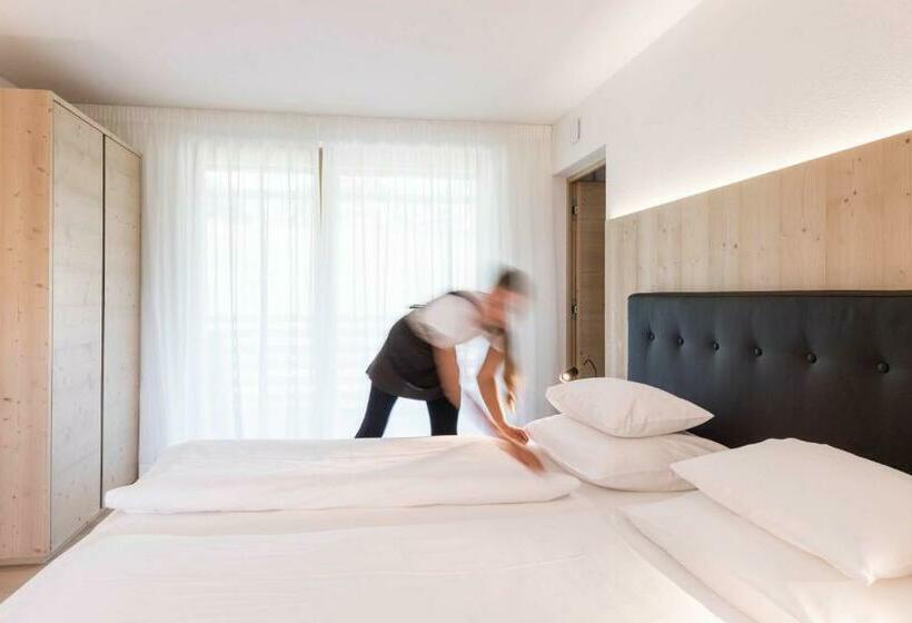هتل Saleghes Dolomites Residence