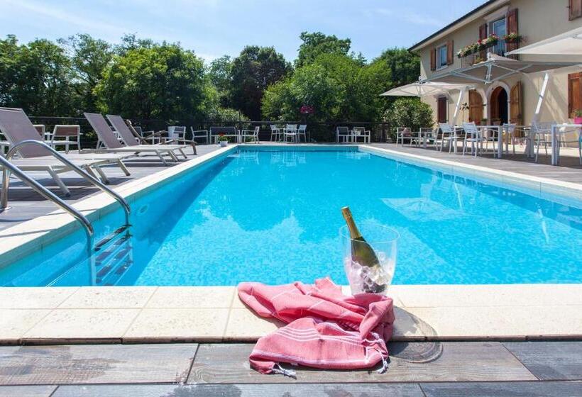 هتل Villa Borgo Duino