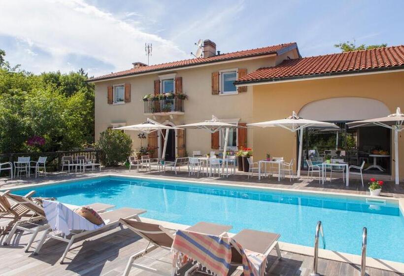 هتل Villa Borgo Duino