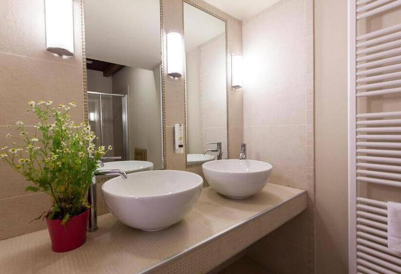 هتل Villa Borgo Duino