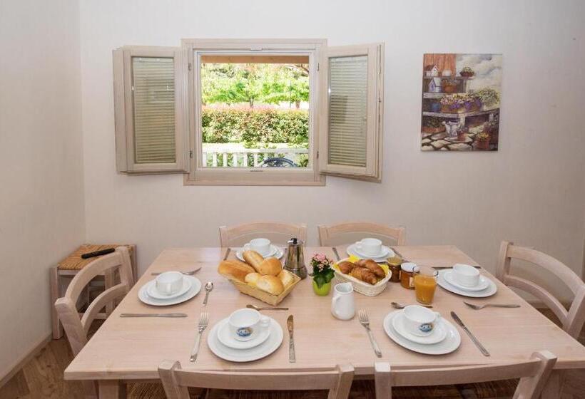 اقامتگاه Il Villaggio Di Giuele