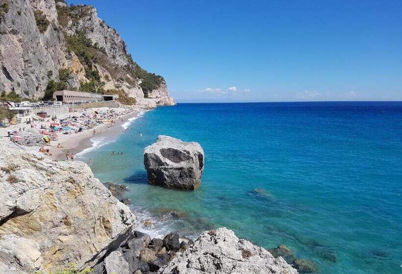 اقامتگاه Il Villaggio Di Giuele