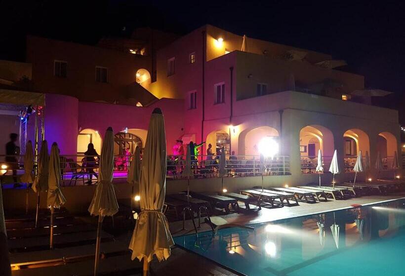 اقامتگاه Il Villaggio Di Giuele