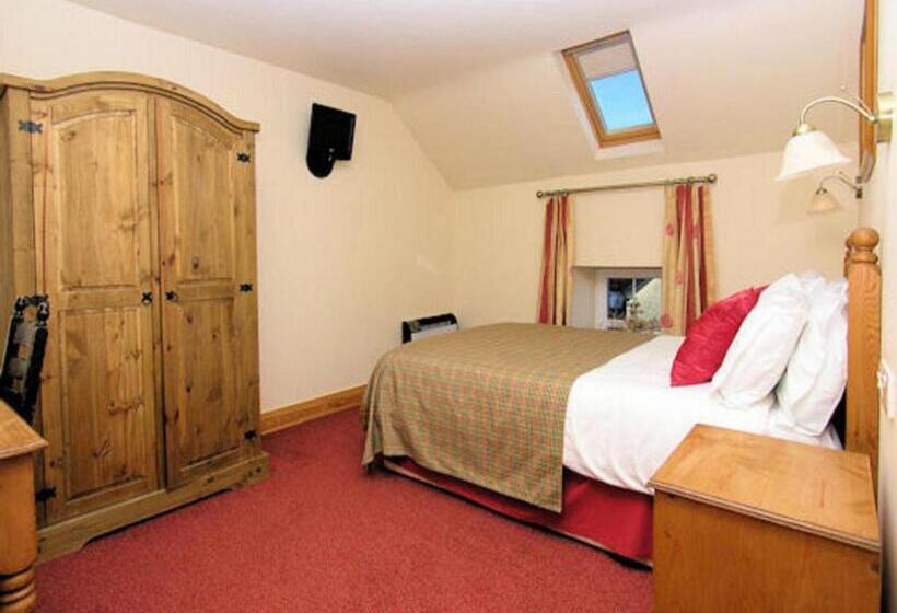 The Anvil Bar B&b