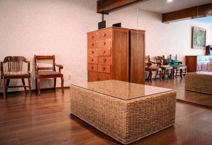 تختخواب و صبحانه Ayenda Suites Cuija