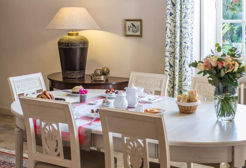 تختخواب و صبحانه Le Manoir De La Fieffe