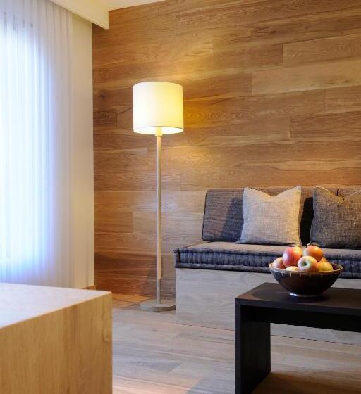 Bio & Wellnesshotel Pazeider   Healing Garden Above Meran