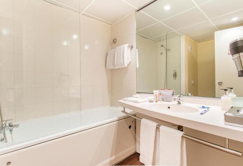 هتل Canal Suites By Popinns