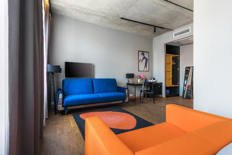 هتل Dada Premium Apart