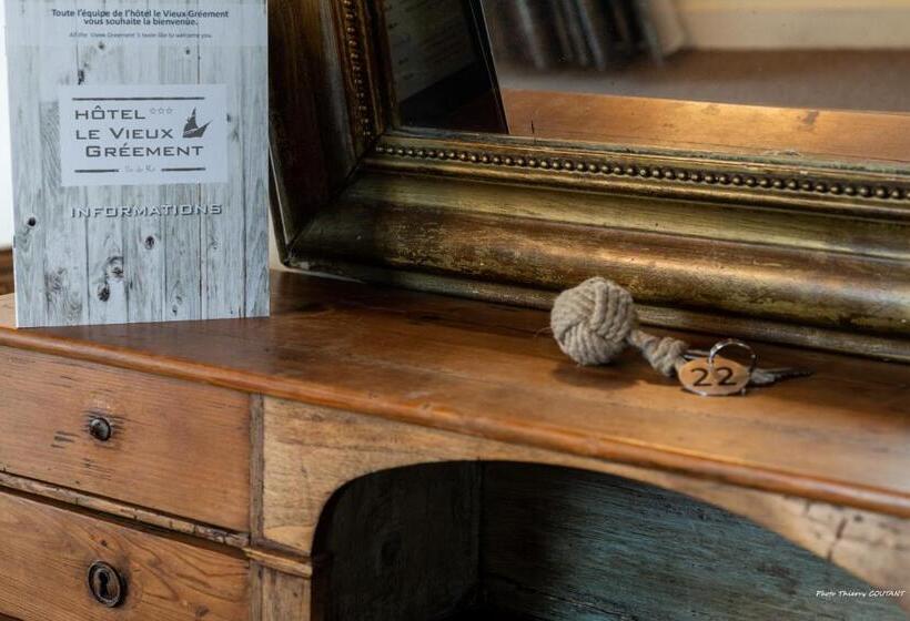 ホテル Hôtel Le Vieux Gréement