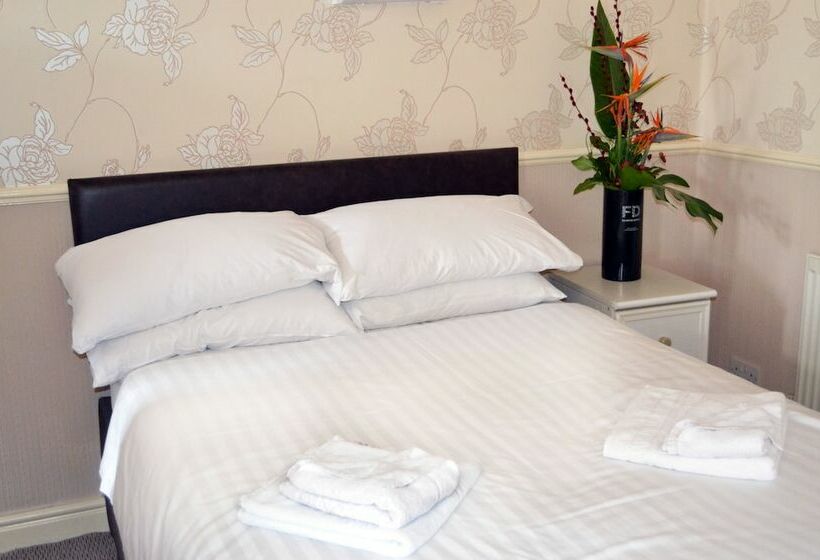 Fotos del hotel Lyndene:  20