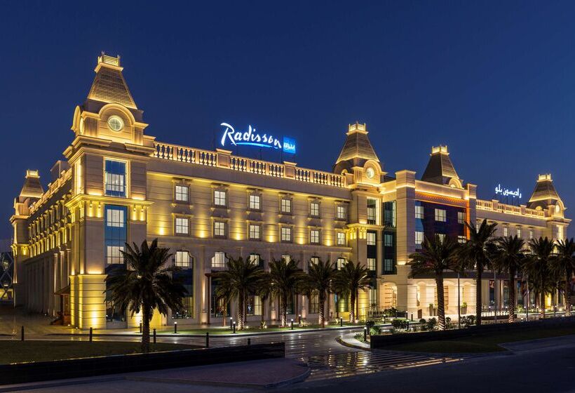 هتل Radisson Blu , Ajman