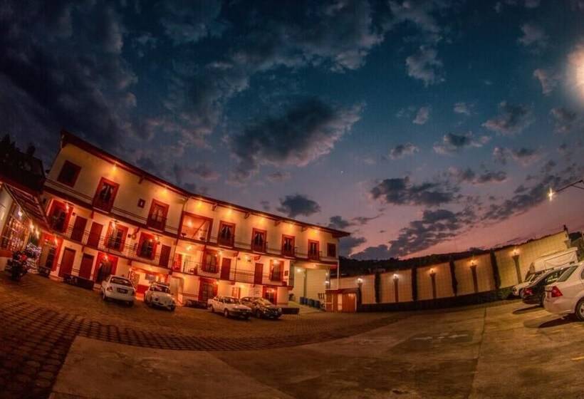 هتل & Suites Posada Molina
