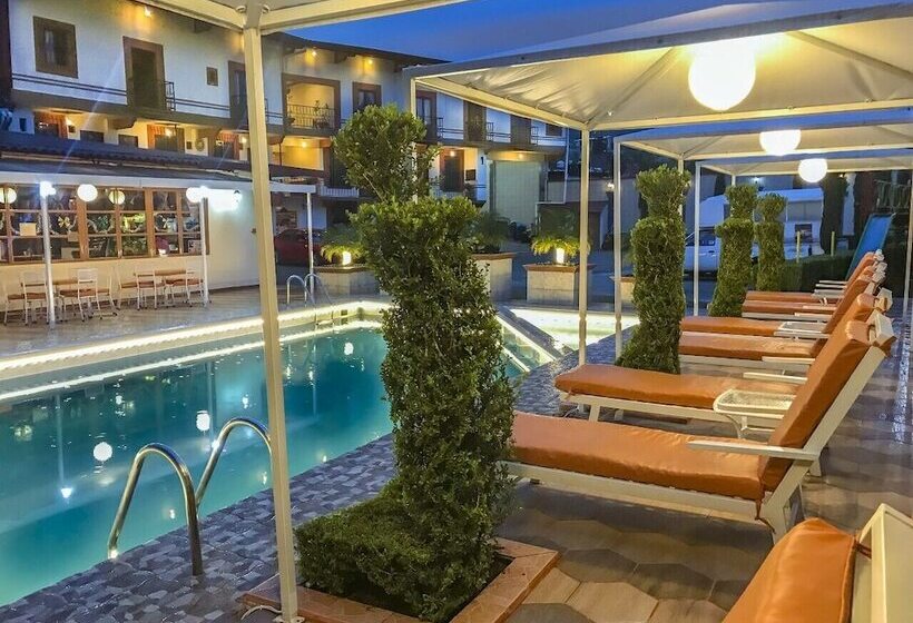 هتل & Suites Posada Molina