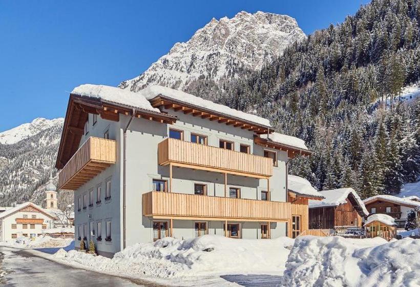 Отель Tirolerhof   Appartementhaus