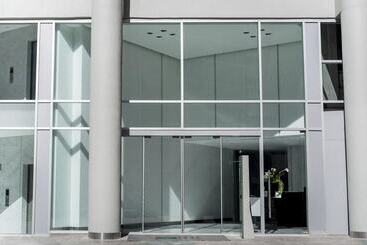 هتل Top Rentals Downtown