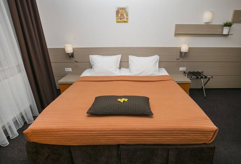 هتل Villa Lana